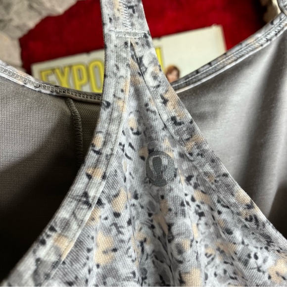 Lululemon Power Y Tank - Picture 6 of 8